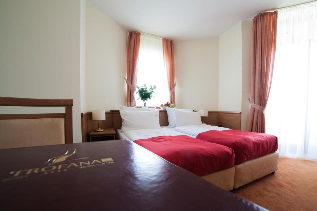 Trofana Wellness & Spa Miedzyzdroje Ngoại thất bức ảnh