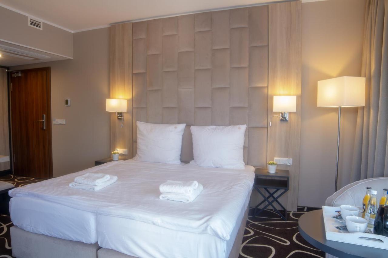Trofana Wellness & Spa Miedzyzdroje Ngoại thất bức ảnh